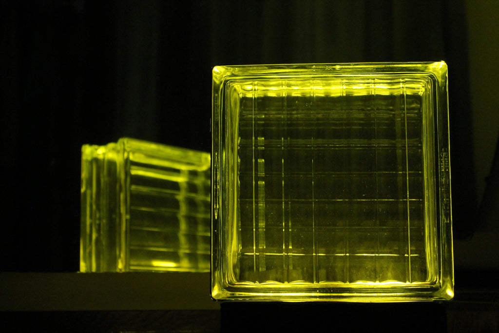 Wireless Weave Bloc Lamp.