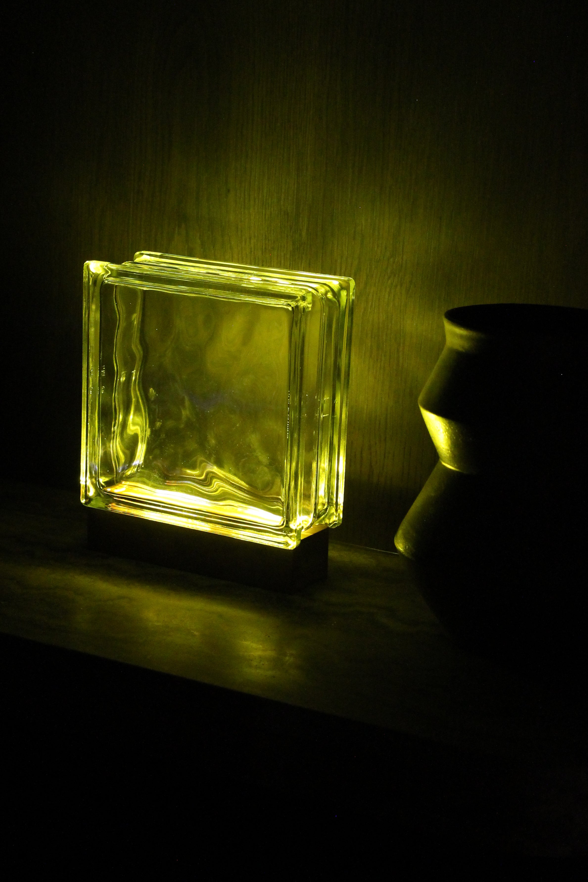 Wired Wave Bloc Lamp.