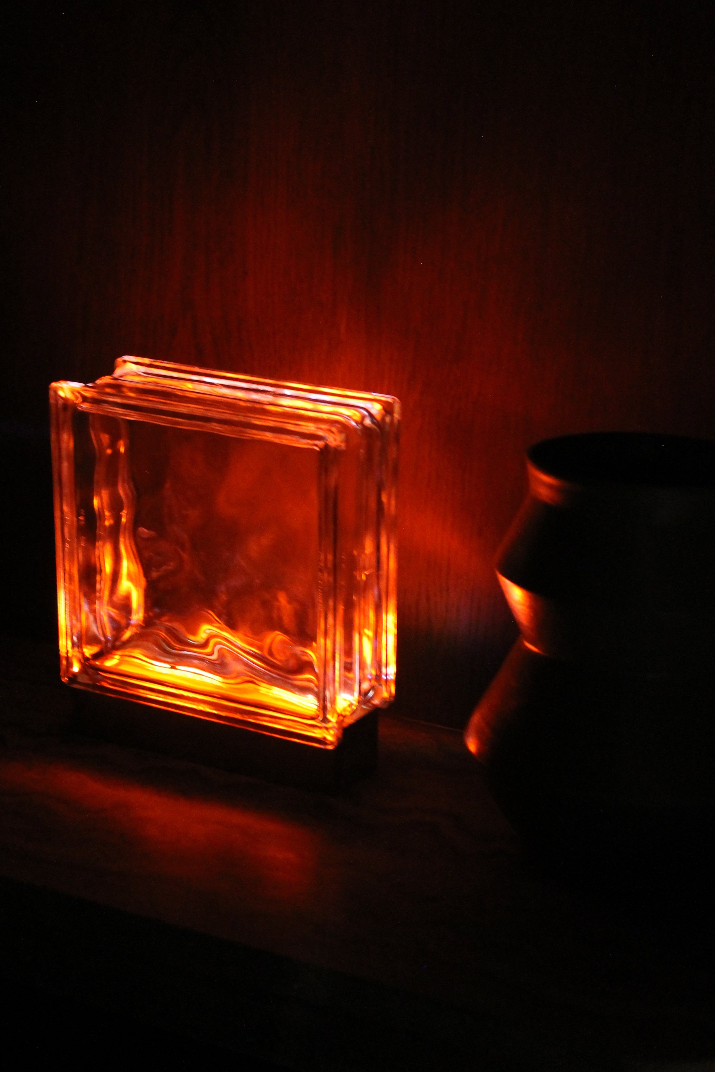 Wired Wave Bloc Lamp.