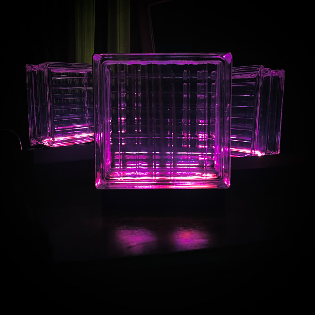 Wireless Weave Bloc Lamp.