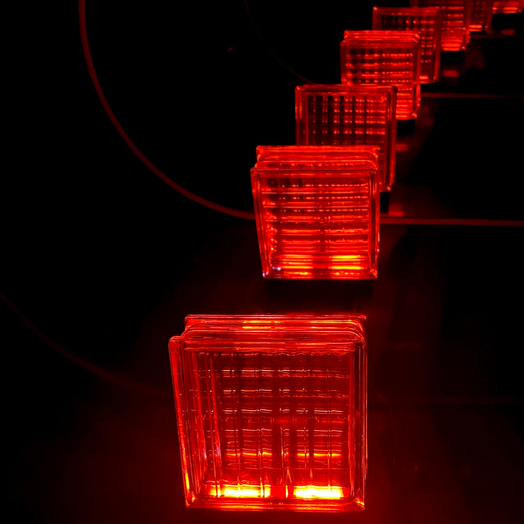 Wireless Weave Bloc Lamp.